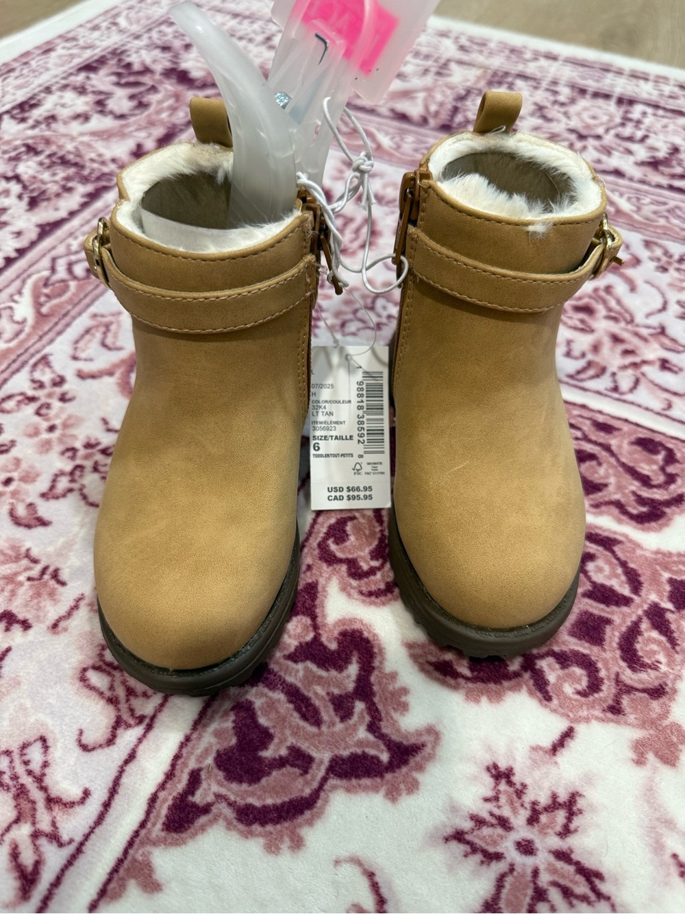 Toddler size 6, Tan Faux-Fur Lined Ankle Boots